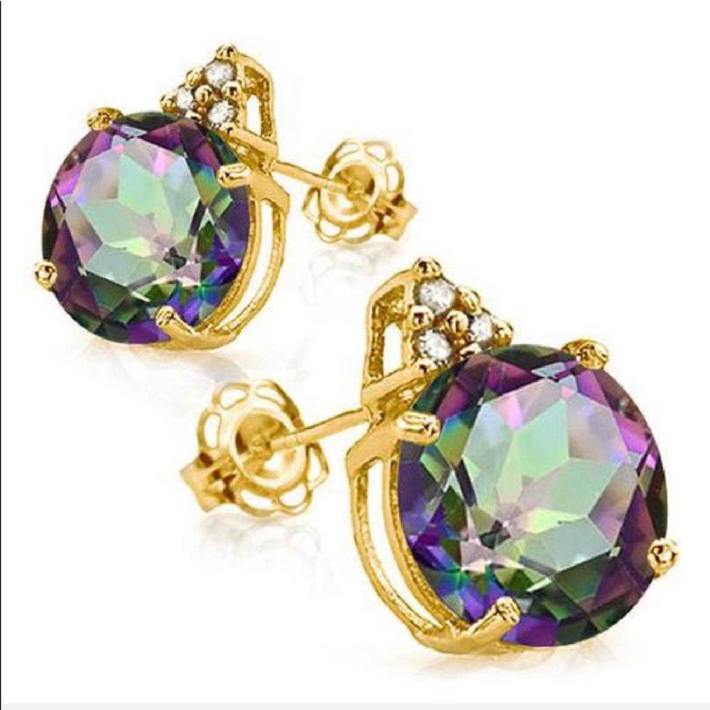 ❤️❤️❤️🎉HP🎉1.5k Mystics  10K solid yellow gold